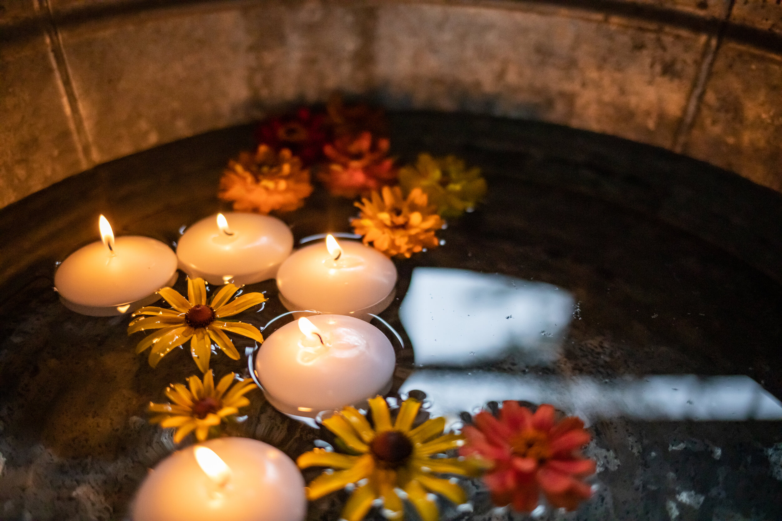 candles & dishes